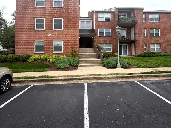 100 Chapel Ct Unit 212, Walkersville, MD 21793