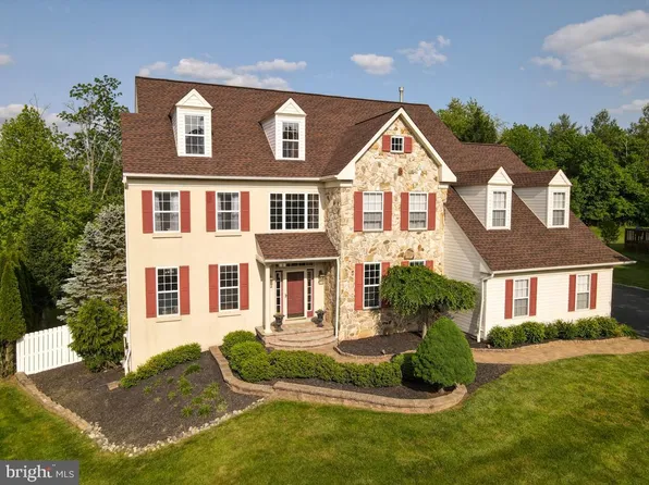 2022 Sweetgum Ln, Collegeville, PA 19426