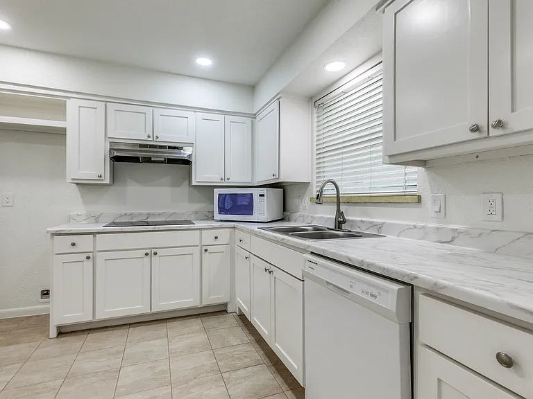 1213 Mill Valley Dr — Photo 12