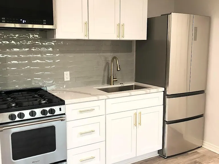 22120 Barrington Way #B — Photo 3