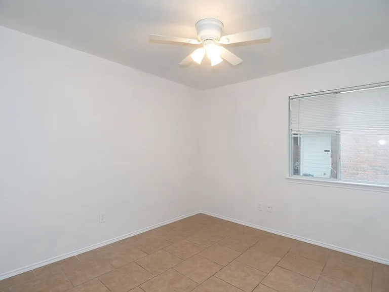 1606 Hueco Mountain Trl — Photo 17
