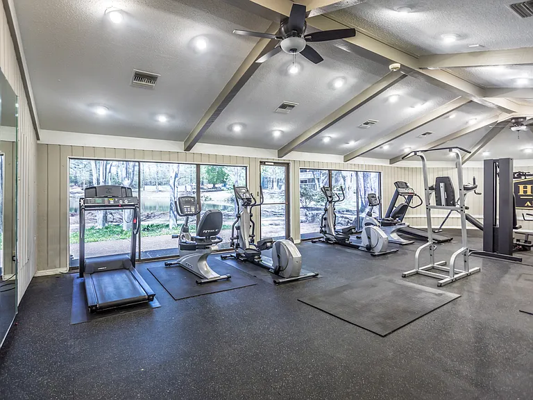 Highland Meadows — Photo 16