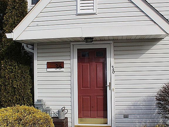 2nd image of 36 Richmond Ct