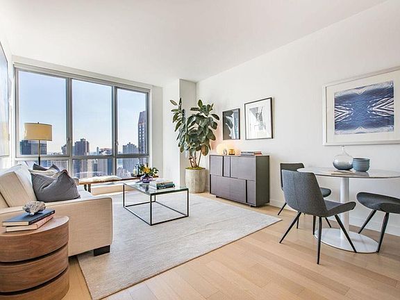 3rd image of 160 Madison Ave APT 23D