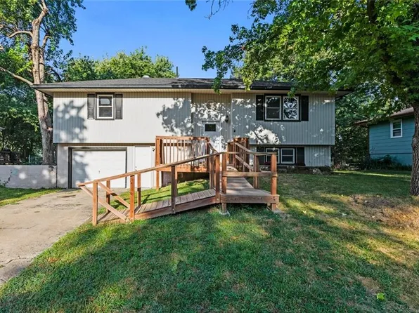 149 Nolker Dr, Lawson, MO 64062