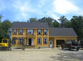 147 Main St, Foxboro, MA 02035