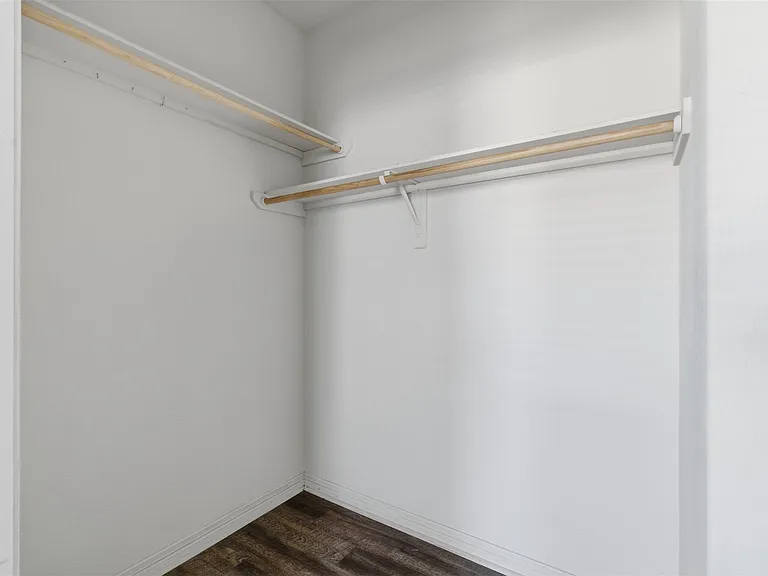 101 W Capps St #C — Photo 1