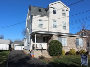 21 Fitzherbert St, Bloomfield, NJ 07003