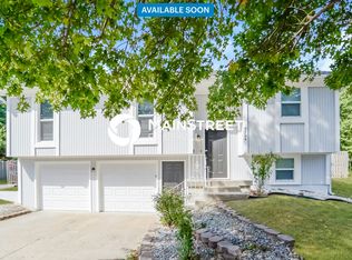 9734 Booth Ave, Kansas City, MO 64134