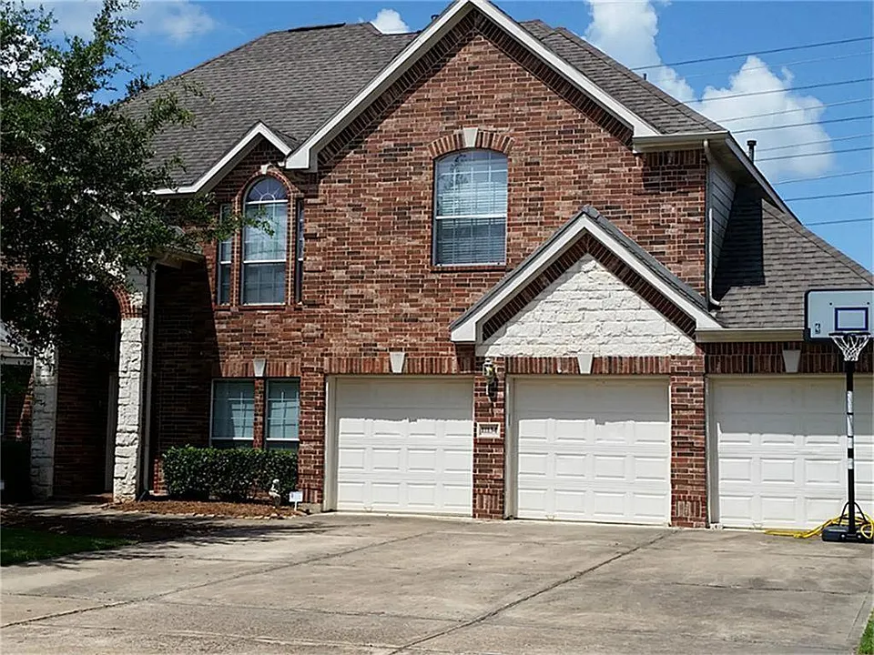 11134 Sheldon Bend Dr
