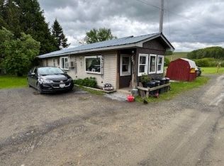 103 Loomis Ln, Sherburne, NY 13460