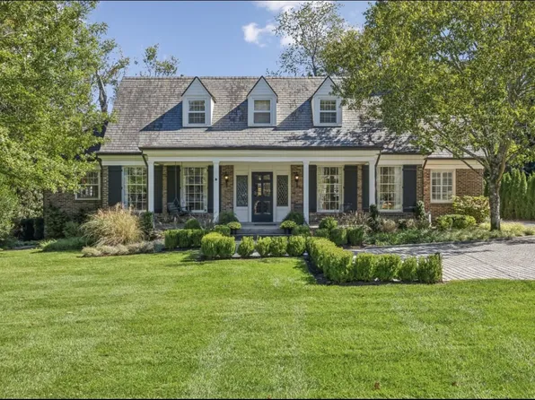322 Walnut Dr, Nashville, TN 37205