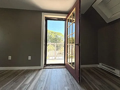 184 Elm St #4 — Photo 10