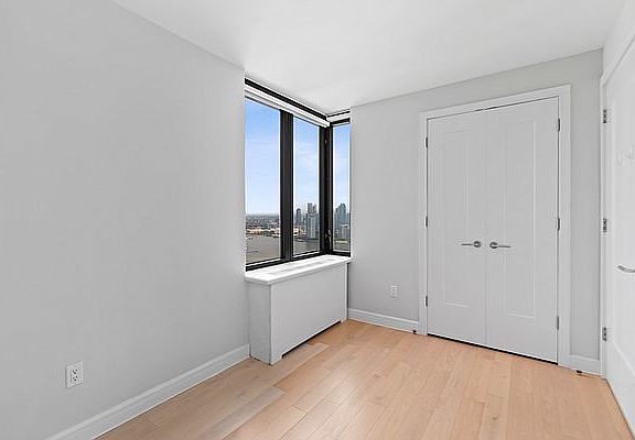 3rd image of 330 E 38th St APT 46K