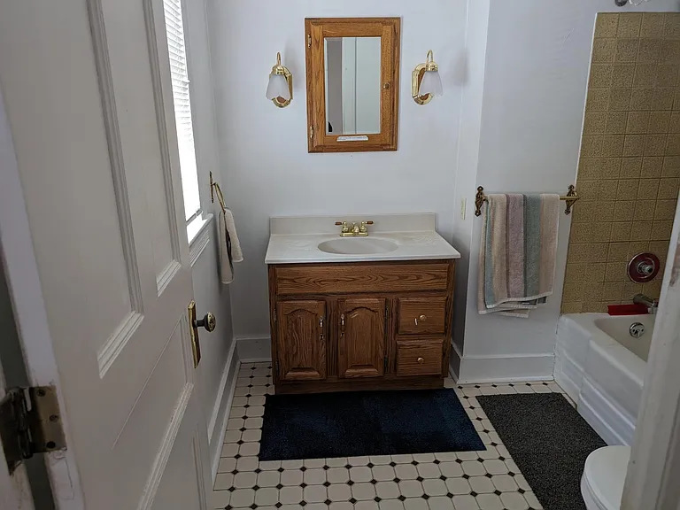 136 Harvard St #1 — Photo 6