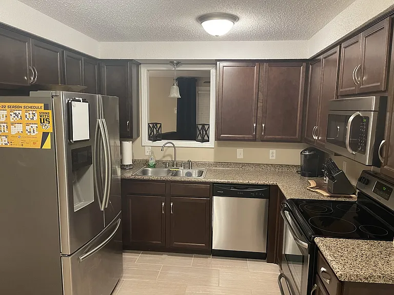 307 Swan Lake Dr — Photo 5