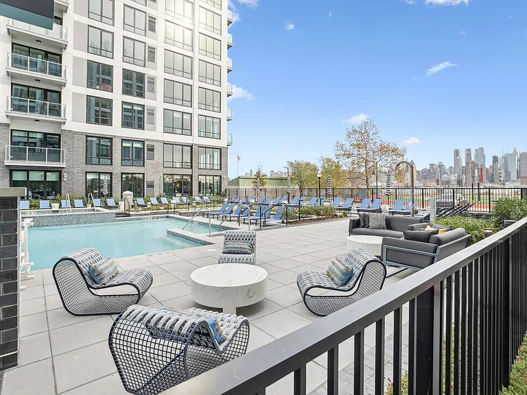 802 Harbor Blvd #6B — Photo 6