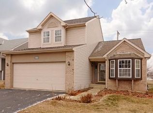 142 Hamlet Cir, Montgomery, IL 60538