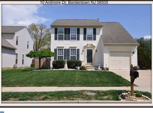 10 Ardmore Dr, Bordentown, NJ 08505