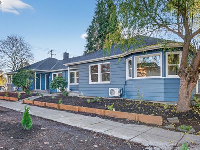 2938 SE Washington St, Portland, OR, 97214