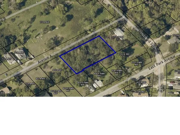 Avenue A, Corsicana, TX 75110