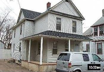 1st image of 132 E Marie St