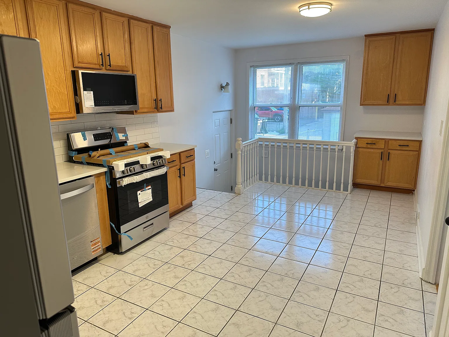 3 bed, $4,195 — Photo 4