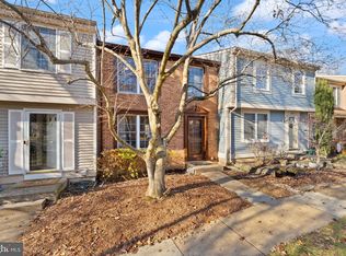 1616 Barnstead Dr, Reston, VA 20194