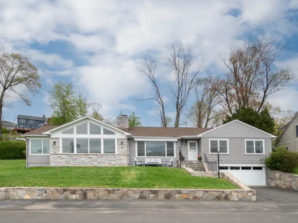 133 North Lake Shore Drive, Brookfield, CT 06804