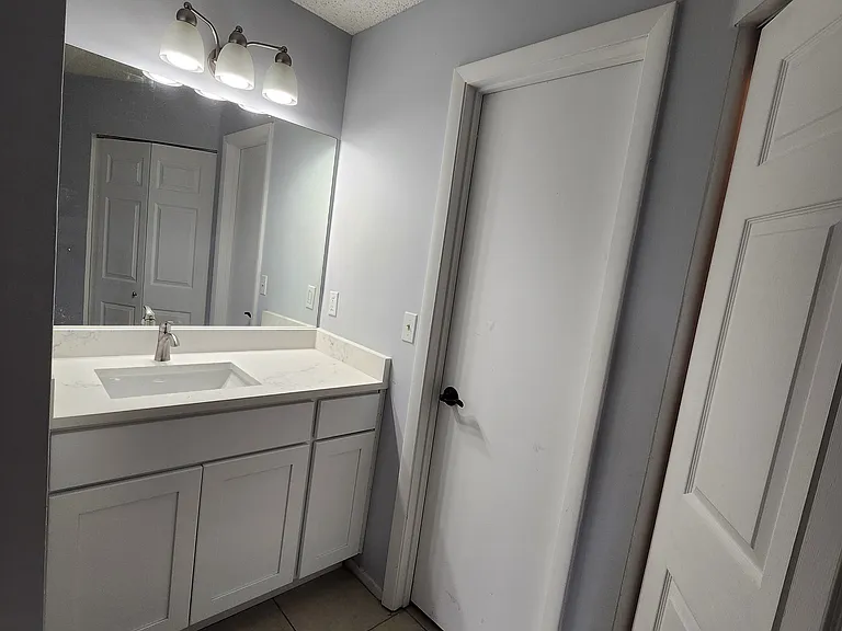 2565 Grassy Point Dr #107 — Photo 6