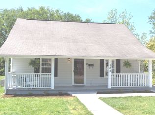 102 Charles St, Loudon, TN 37774