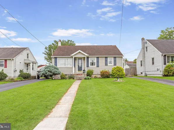 407 Wirt Ave, Hanover, PA 17331