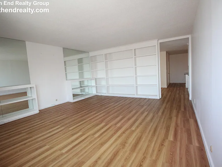 65 E India Row #35C — Photo 5