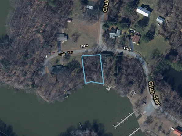 39 & 40 Club Ter, Chestertown, MD 21620