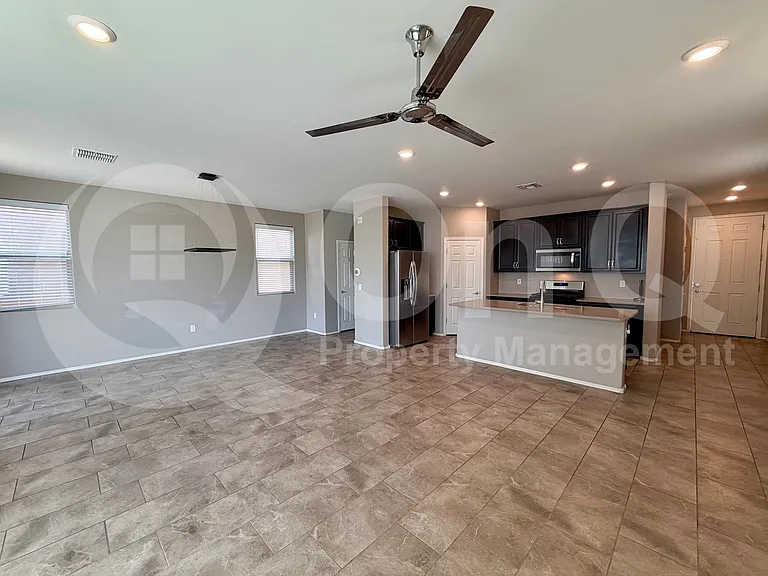 5940 N Umbra Ct — Photo 9