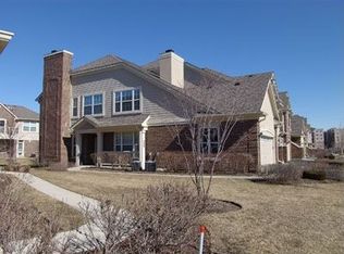 530 E Saddlebrook Ln #530, Vernon Hills, IL 60061
