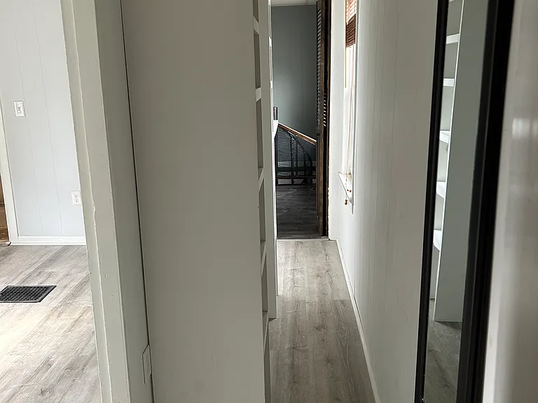 100-102 Hood St #1 — Photo 16