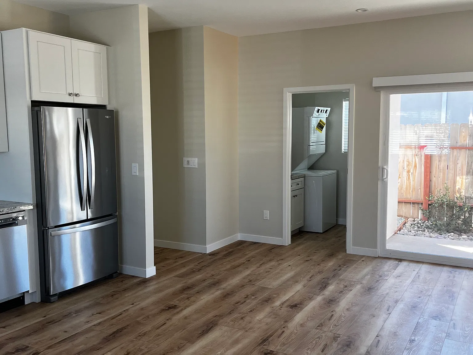 1 bed, 750 sqft, $2,500 — Photo 3
