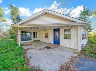 6712 W Cadmus Rd, Adrian, MI 49221