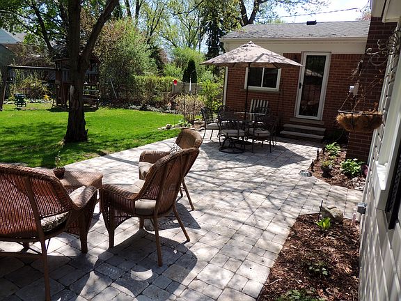 New paver patio