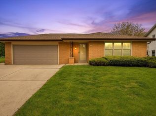 5765 S 24th St, Milwaukee, WI 53221