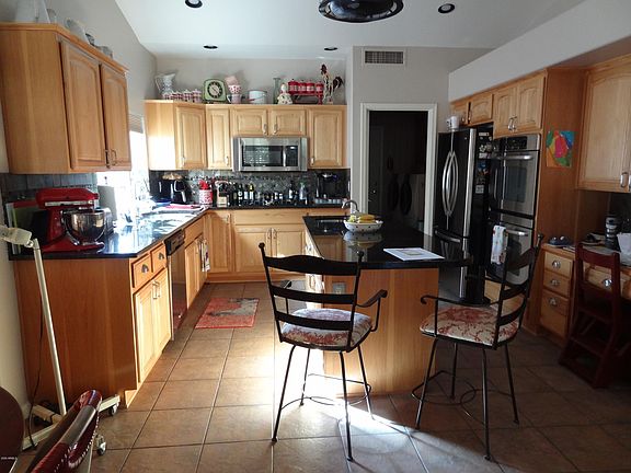 2nd image of 9044 E Coopers Hawk Dr