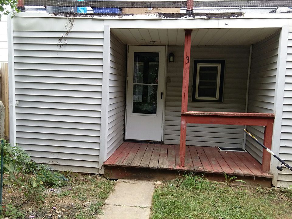 2nd image of 620 Frederick St APT 3