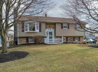 2636 Danielle Dr, Dover, PA