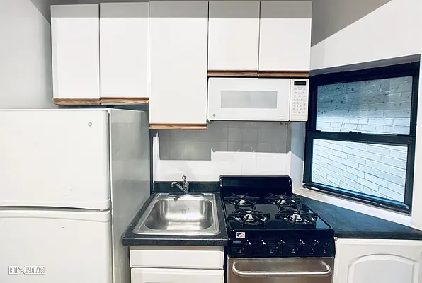 Rented by Citi Habitats | media 29