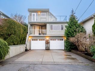 912 Habgood St, White Rock, BC V4B4W6