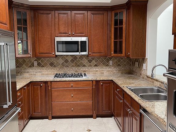 2nd image of 10640 Woodbridge St #W107