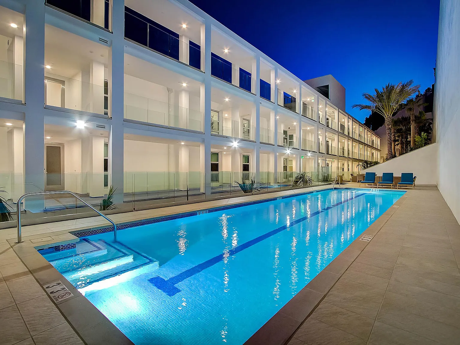 Sea View Villas — Photo 4