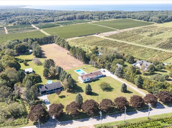 3715 Hortons Lane, Southold, NY 11971