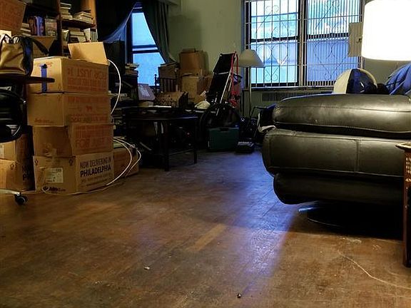 5th image of 222 E 35th St APT 2C